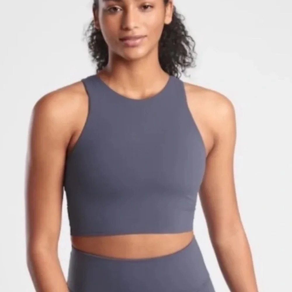 Athleta conscious crop bra A-C purple size XS